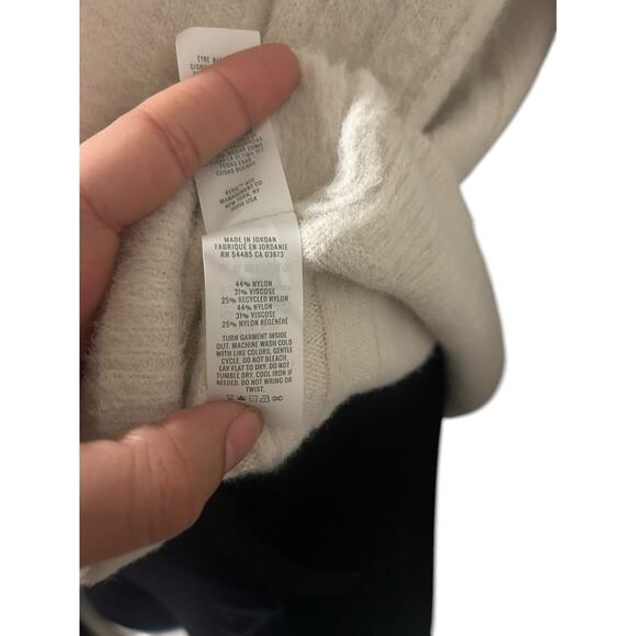 Aerie Cream Oversized Ribbed Knit Pullover Sweater XXS – Soft & Cozy Style - Picture 7 of 7